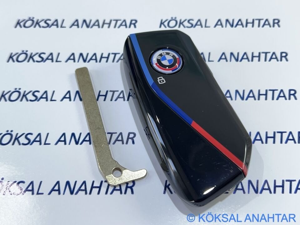 BMW Yeni Nesil Black Smart Anahtar Kabı - 1, 3, 4, 5, 7 Serisi, X, iX ve i Serileri (2021-2025)