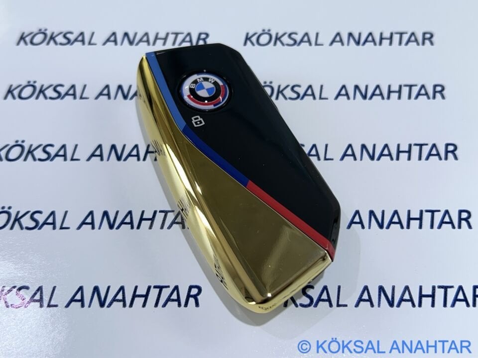 BMW Yeni Nesil Gold Smart Anahtar Kabı - 1, 3, 4, 5, 7 Serisi, X, iX ve i Serileri (2021-2025)